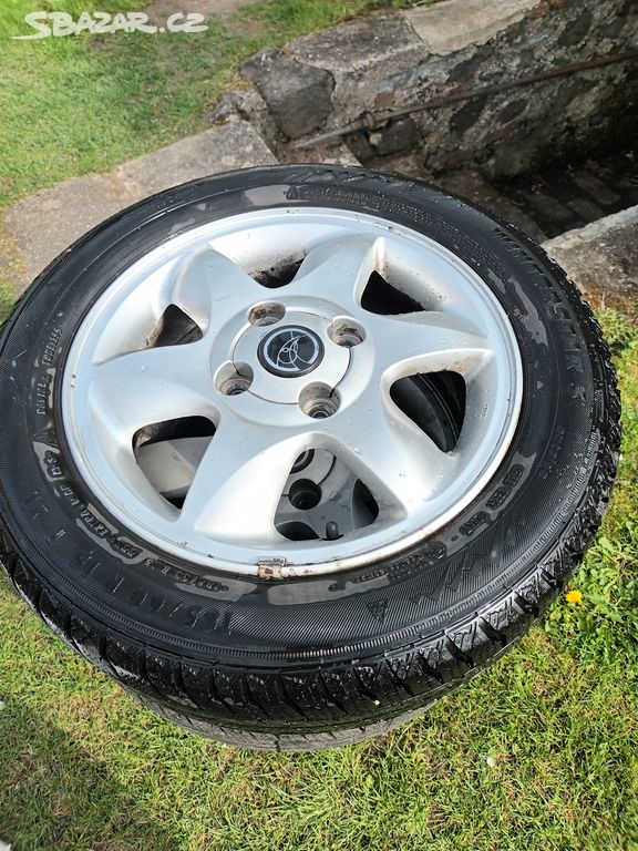 Pneu zimní 185/60 R15 s alu disky