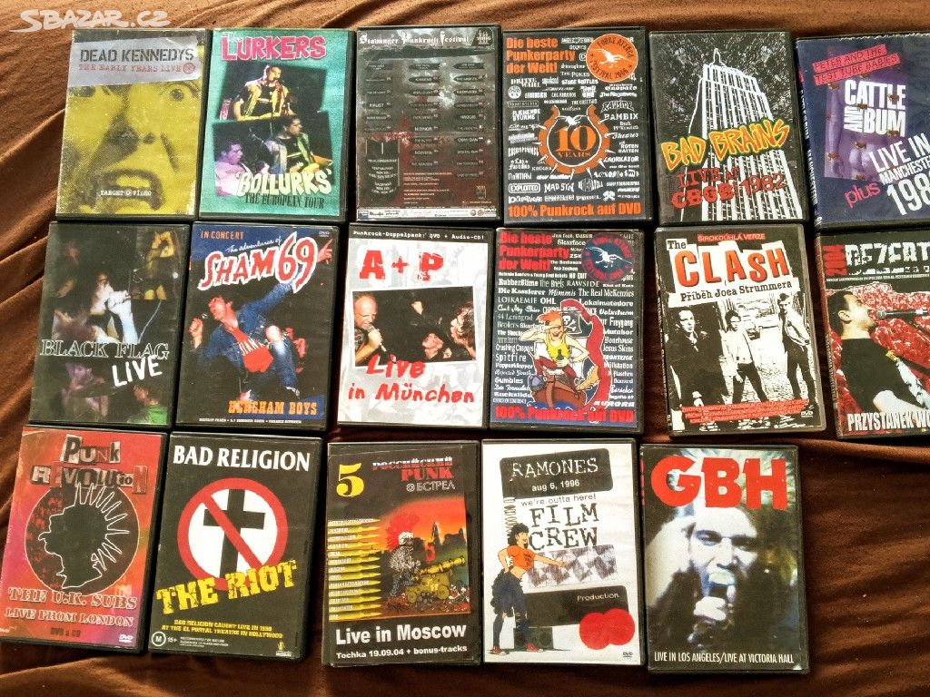 17 DVD záznamy z punk koncertů