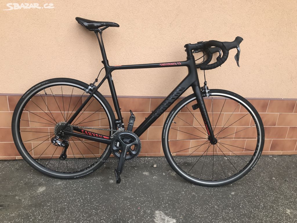 Silniční kolo Canyon Endurace CF 9.0 Di2