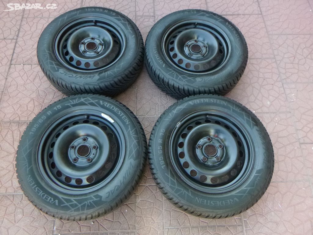 Zimní sada orig VW Škoda 5x112 6Jx15 ET47 DOT4023