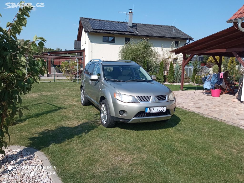 Mitsubishi Outlander, 2.4 benzín, 4x4, 7 míst, CVT