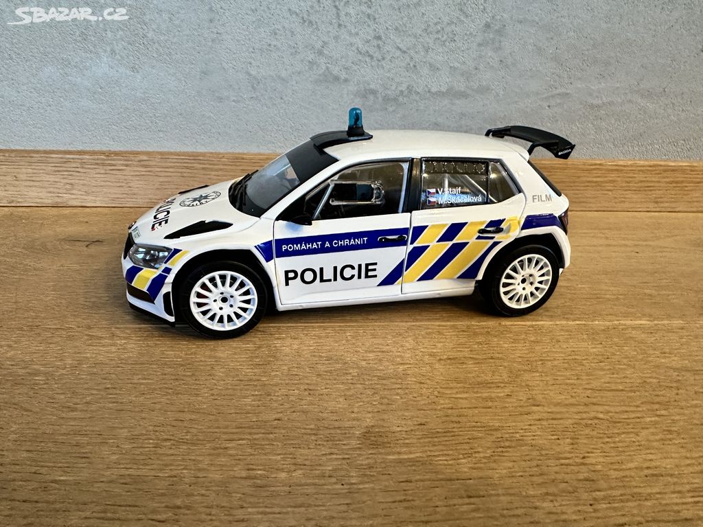 Škoda Fabia R5 Policie ČR V. Štajf 1:18