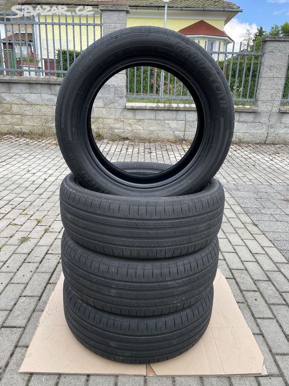 Goodyear Efficientgrip Performance 205/55 R17 91V