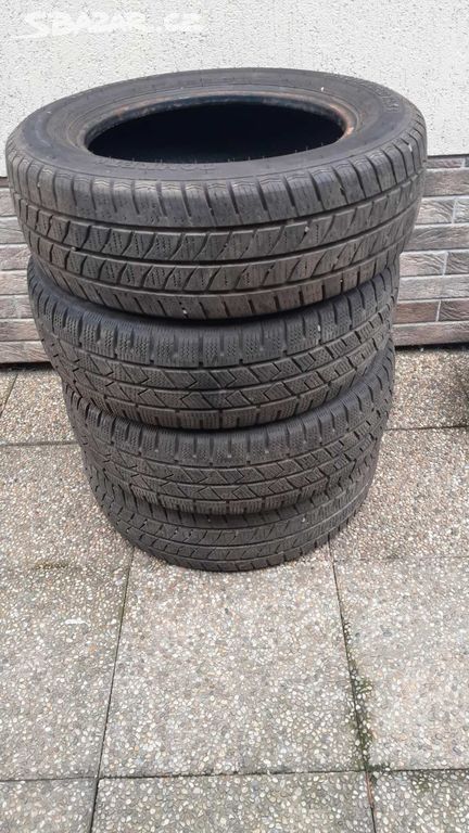 Zimní zátěžové pneu 195/65 R16 C