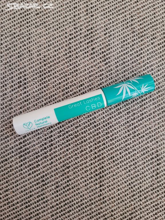 Nová řasenka Great Lashes CBD zn. Dermacol