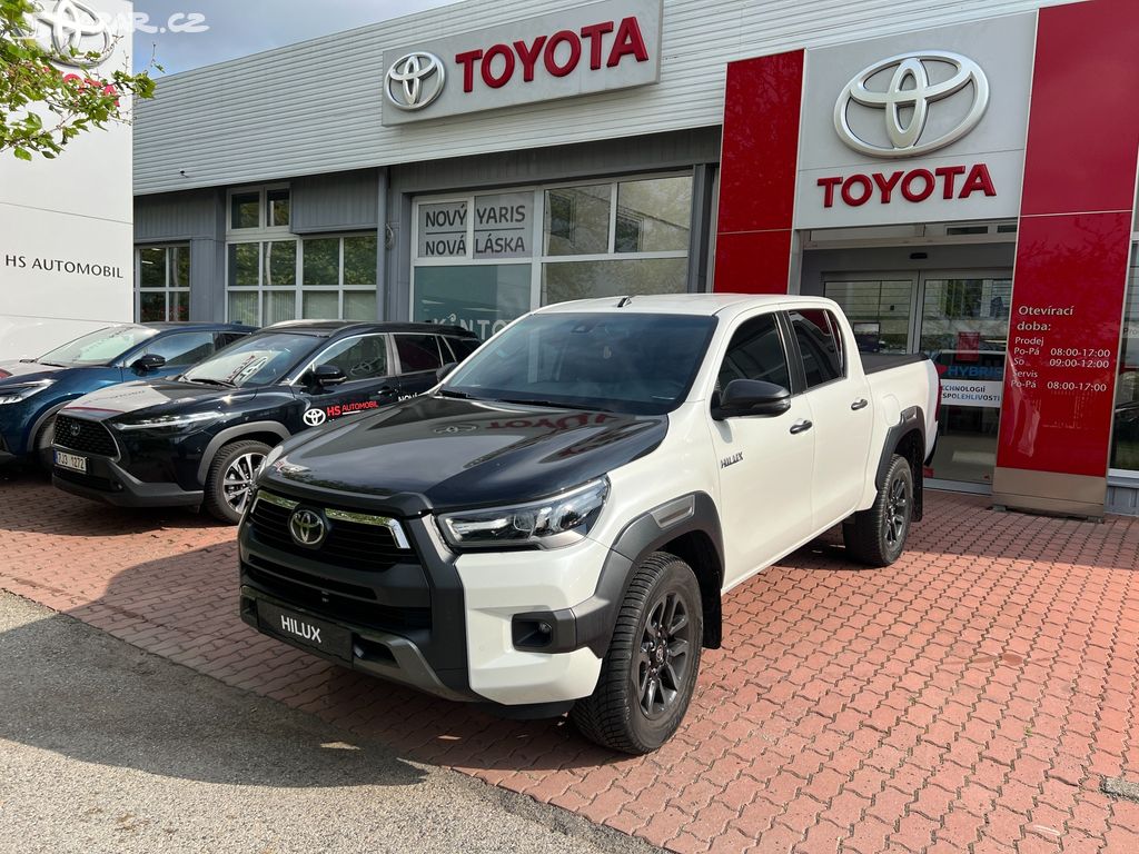 Toyota Hilux, 2.8D, Invincible, 6A/T,204k