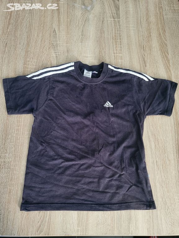 Černé tričko Adidas, vel. 128