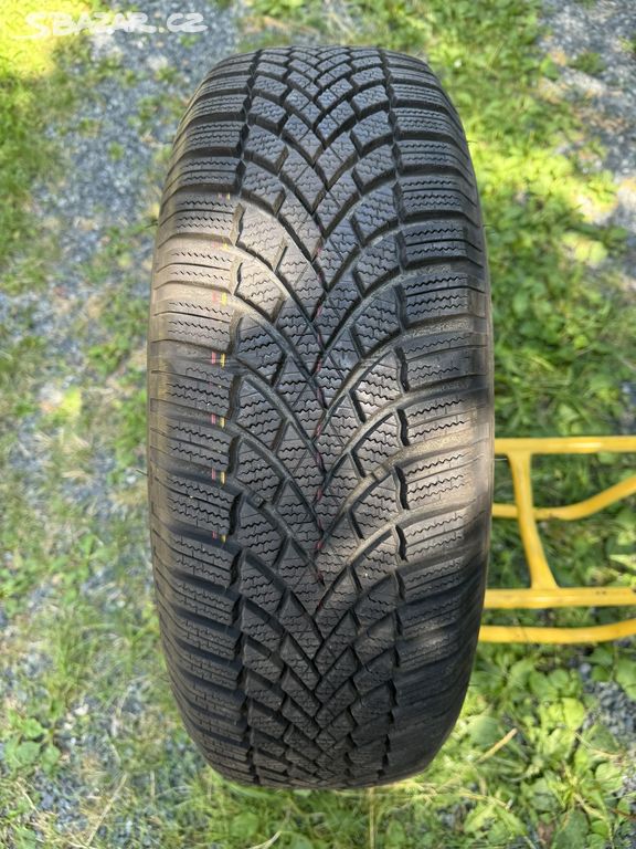 Zimní pneu 215 65 17 Bridgestone 1 kus