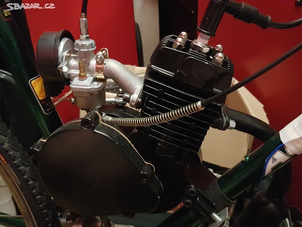 Motokolo 50 CCM Motor je nový jen namontovaný