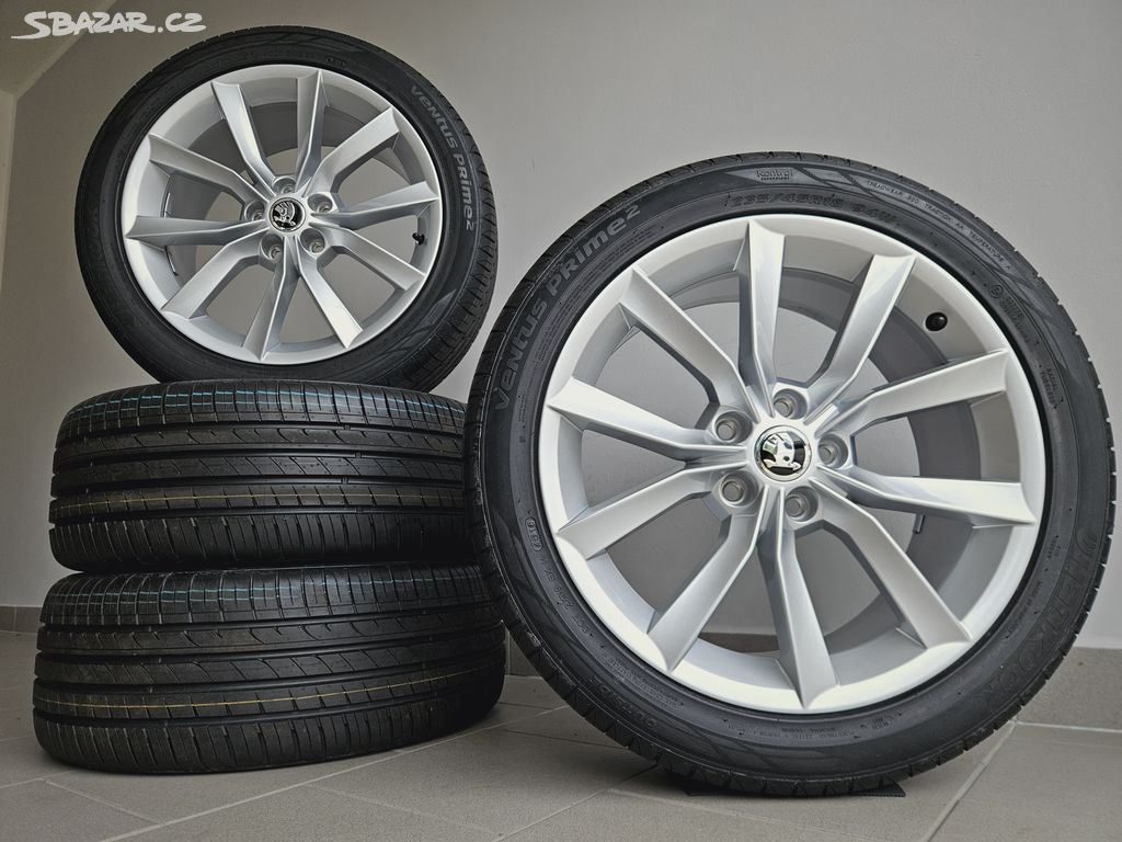 Orig. Škoda Superb 5x112 Letní 235/45/18 - Nové