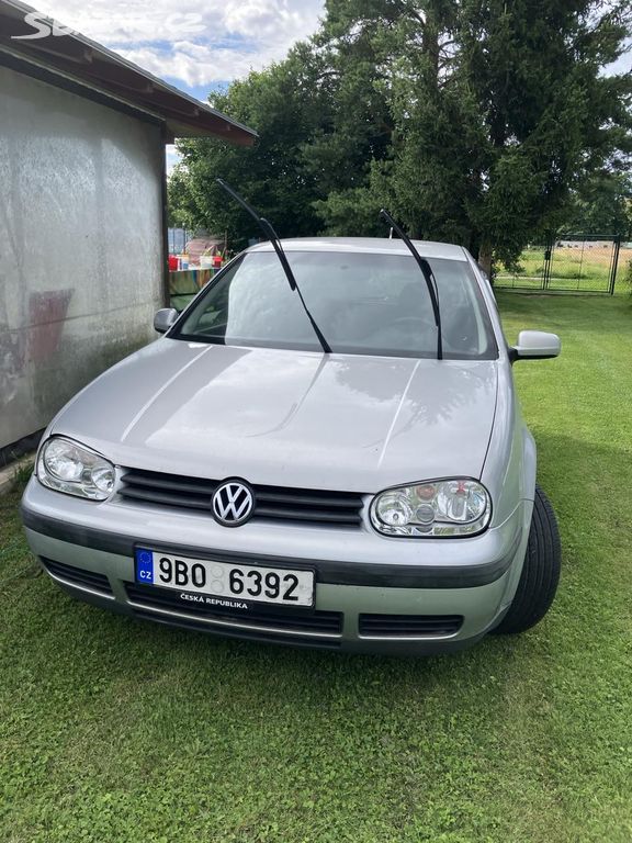 VW Golf 4