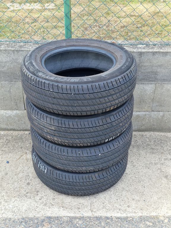 215/65/16 Letní pneu Michelin Premacy 3