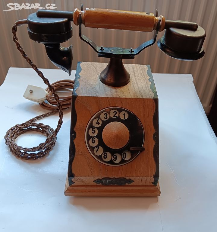 Telefon Tesla CS20 funkční. Rok 1977