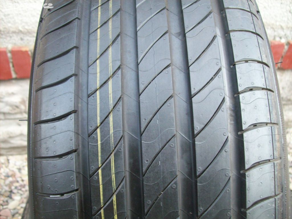 sada Michelin Primacy4 215.65.17 novééé