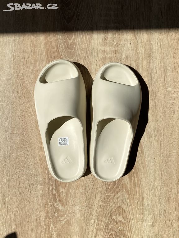 Adidas Yeezy Slides Bone