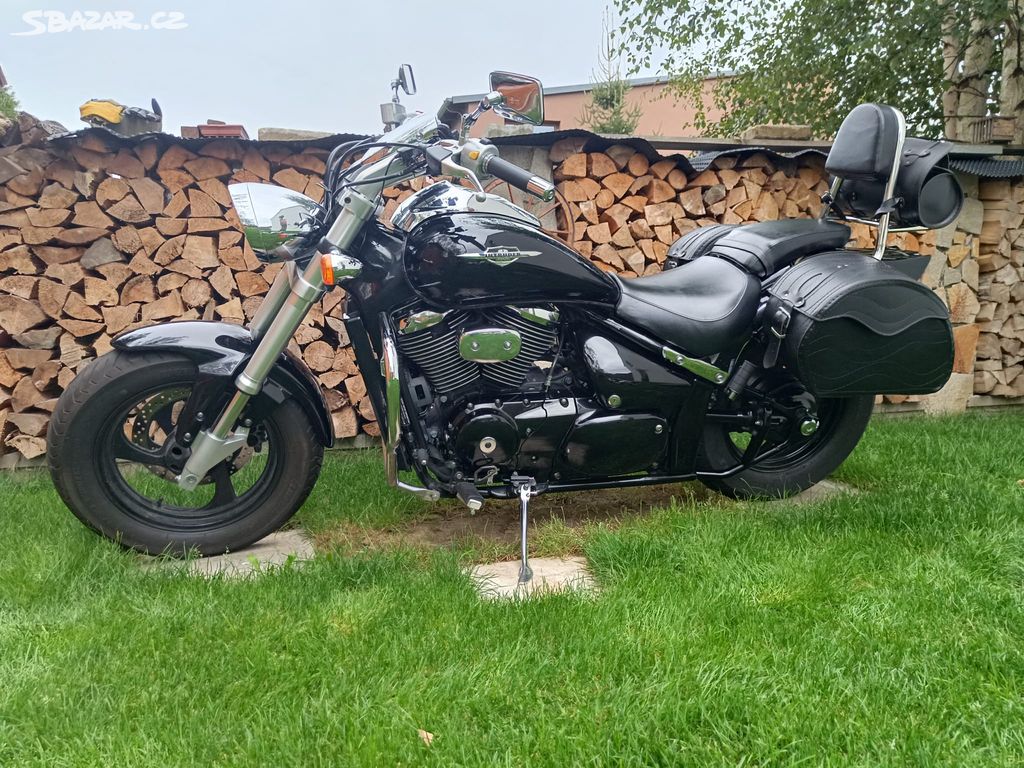 Suzuki M 800 Intruder