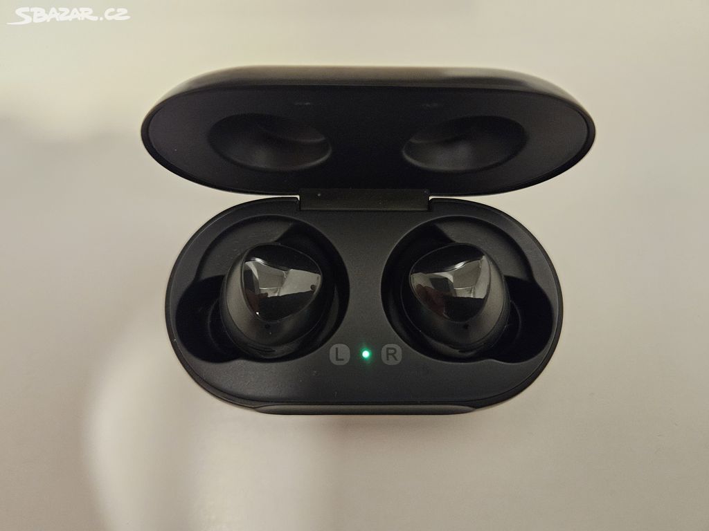 Bezdrátová sluchátka Samsung Galaxy Buds - černé