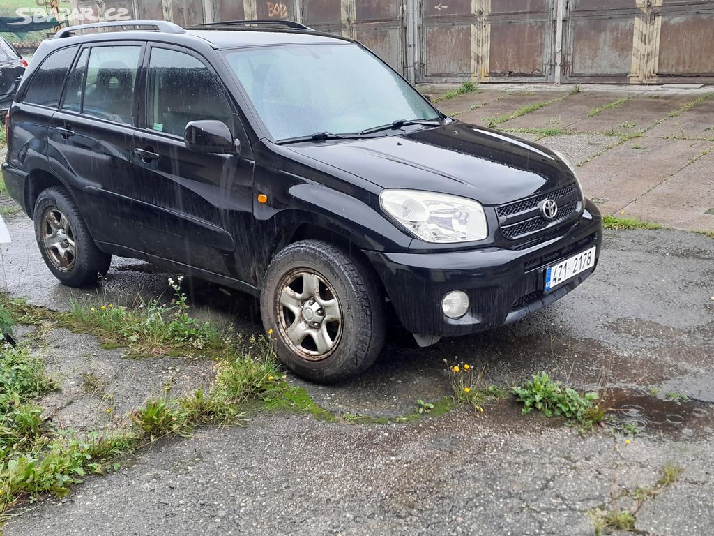 Toyota RAV4 2,0 Benzín 110 KW 4x4 r.v.2005 na ND