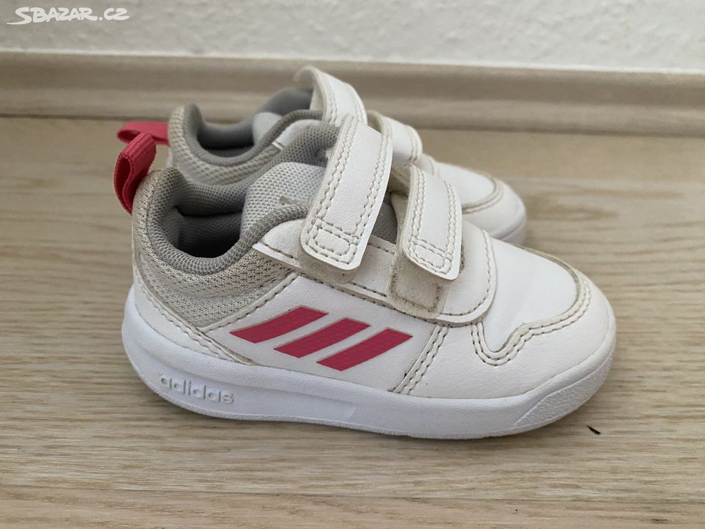 Dětské tenisky zn. Adidas vel.20