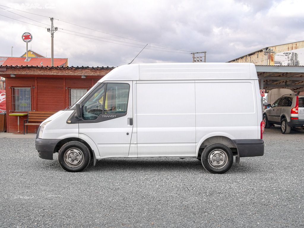 Ford Transit ČR 2.2TDCI CEBIA VELMI ČISTÝ