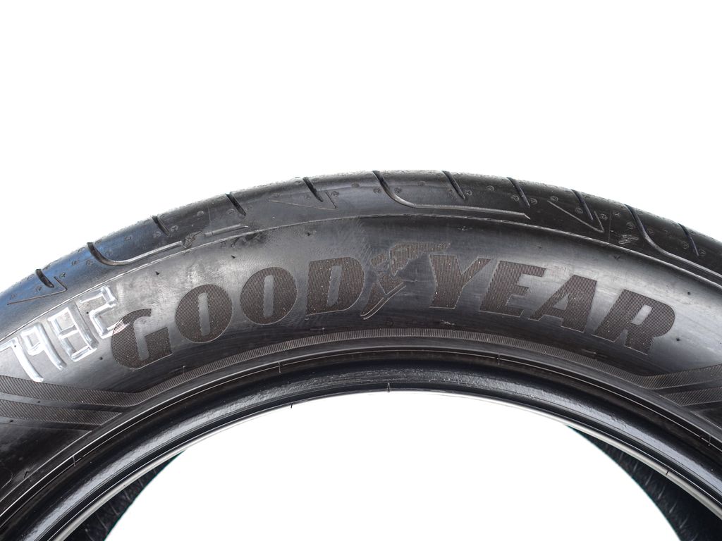 Letní pneu 235/55/20 Goodyear 4ks p7982