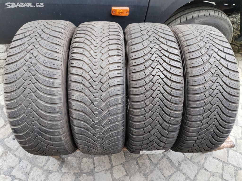 215/60/16 zimni pneu FALKEN 215/60 R16 99XL