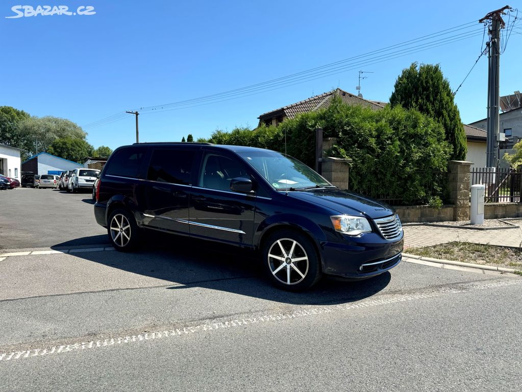 Chrysler Town & Country 3.6 RT LPG NAVI DVD 2013