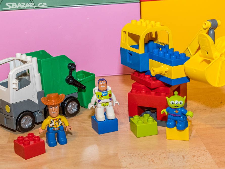 Lego Duplo 5691 Toy Story Vesmírný jeřáb s ufonem