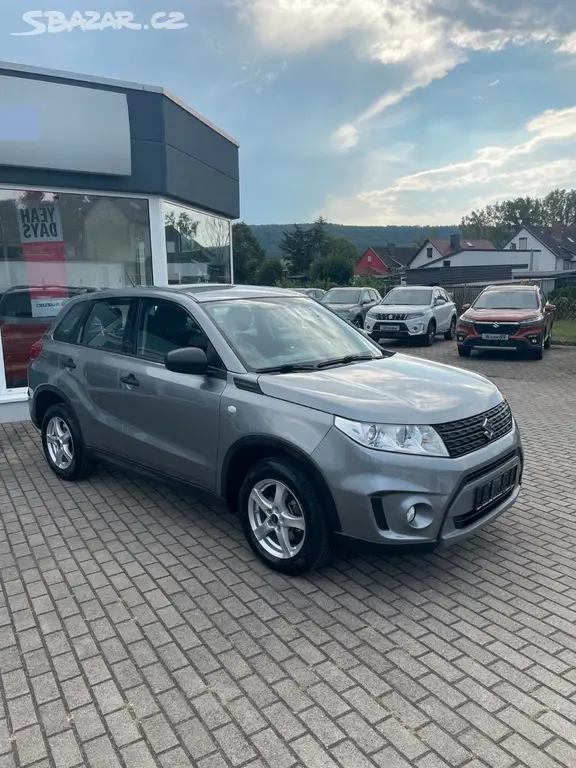 Suzuki Vitara 1.6 VVT Club 4x2 - 120 PS - fotka 2