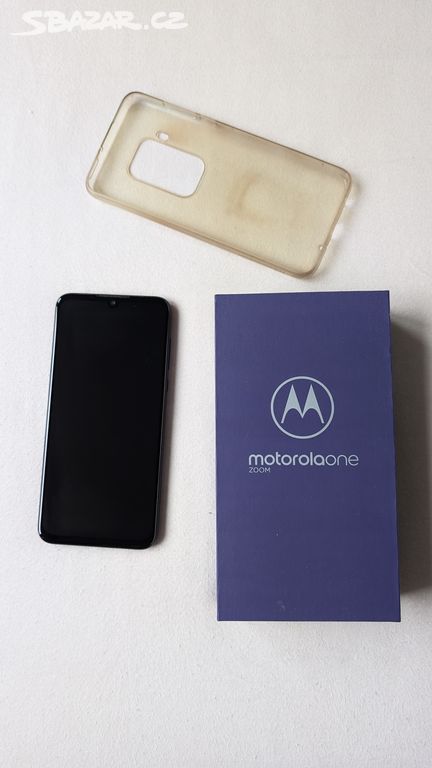 Motorola One Zoom 4/128GB, fialová, perfektní stav