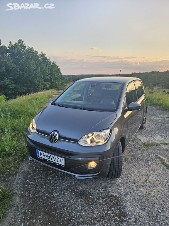 Volkswagen Up 1.0 CNG 2023 M5, 50 kw v záruce