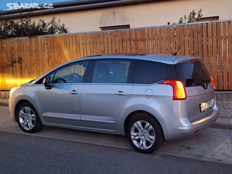 Peugeot 5008 2,0 HDI Allure