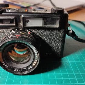 Obrázek k inzerátu: Yashica Elektro 35 + originál stativ