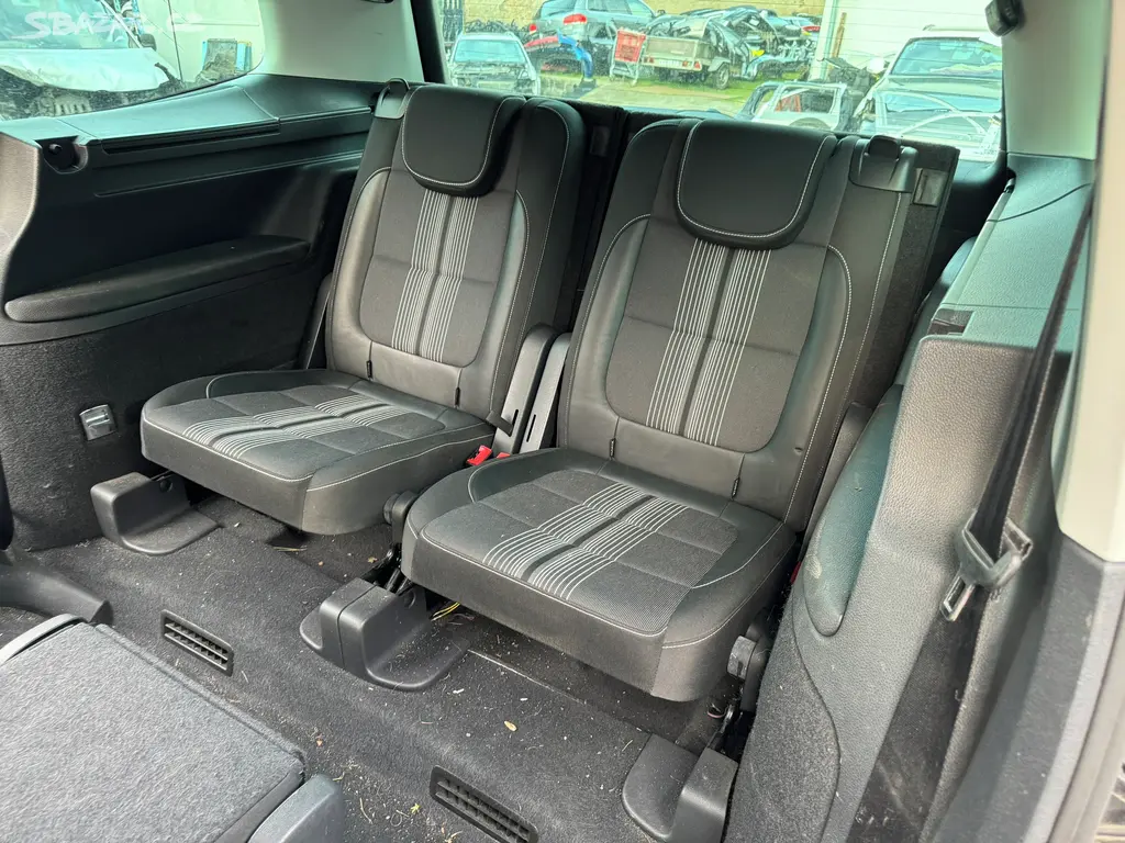 Náhled: VW Sharan 7N 2012 zadní řada sedaček do kufru
