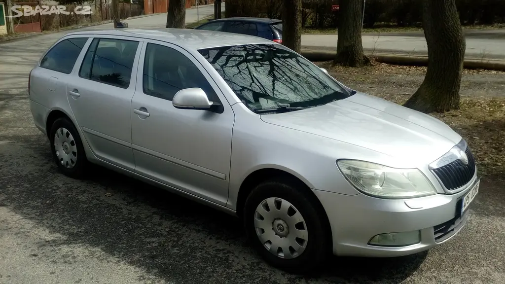 Škoda Octavia combi II 2.0 TDI DSG Elegance CZ-TOP - fotka 4