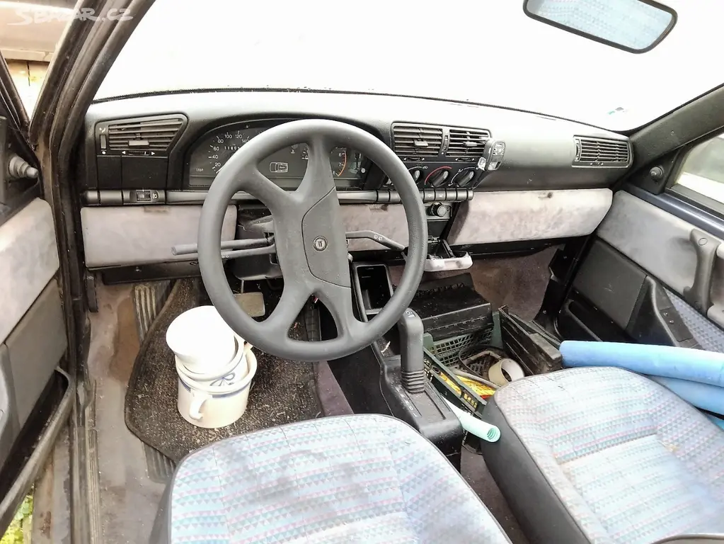 Lancia Y10 Selectronic - 2 vozy - fotka 3