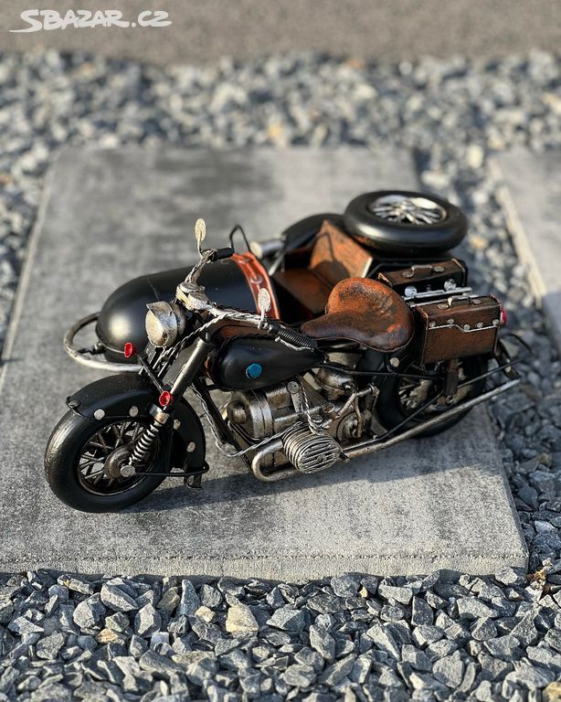 Model motocykl s postranním vozíkem dárek