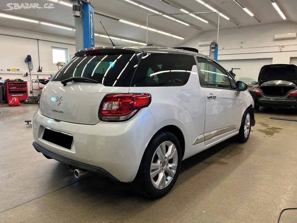 Citroën DS3 1.2 VTI 60kW - fotka 6