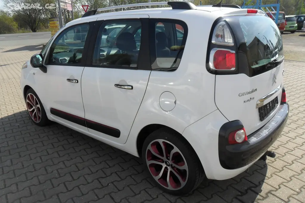 Citroën C3 Picasso 1.6HDi/82kW, 8/2011, 156tis. km - fotka 4