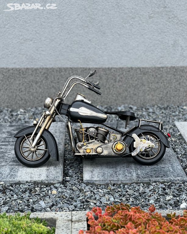 Vánoční dárek plech model motocykl Harley-Davidson