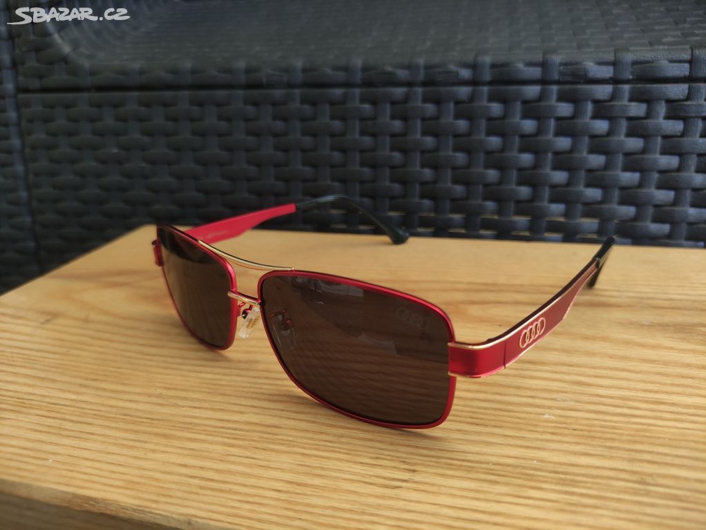 Sluneční brýle AUDI s krabičkou - NOVÉ - červené