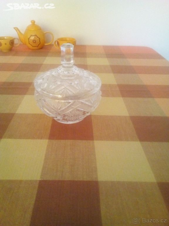 Broušená dóza Bohemia Crystal