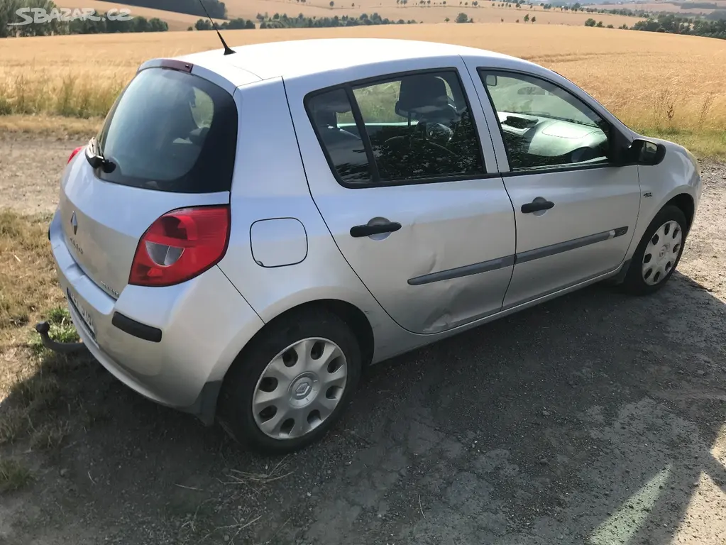 Renault Clio 1.5 dci 50kw - fotka 6
