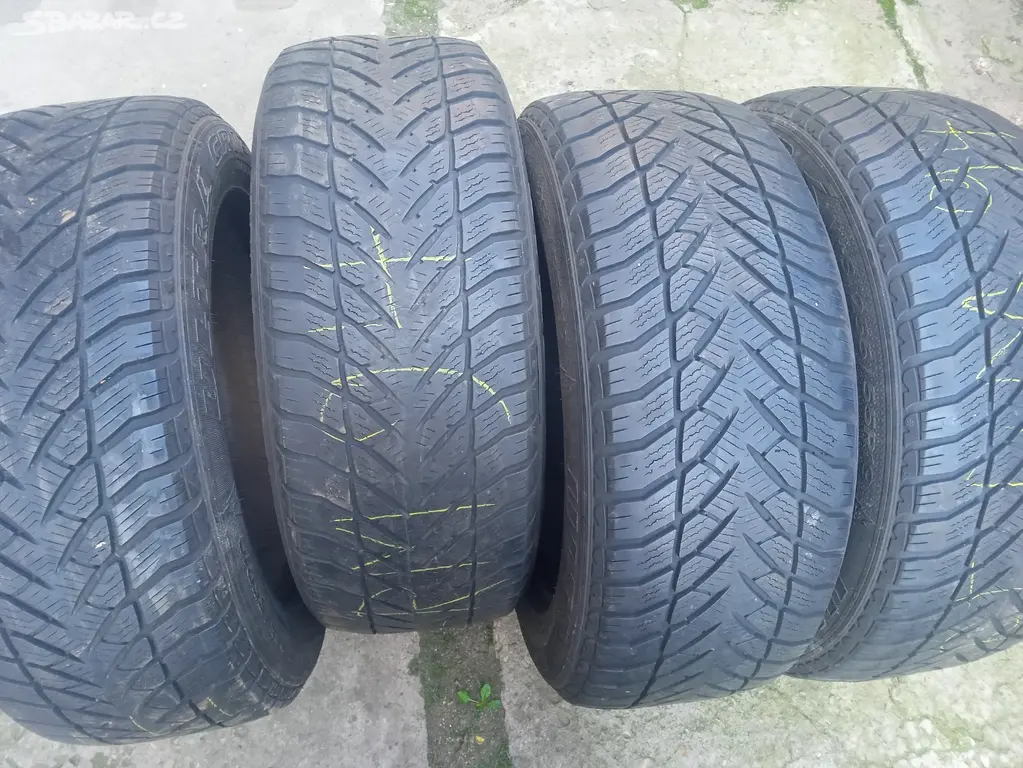 Náhled: Použité pneu 4 kusy 255/55/19 111V Good/Year UG