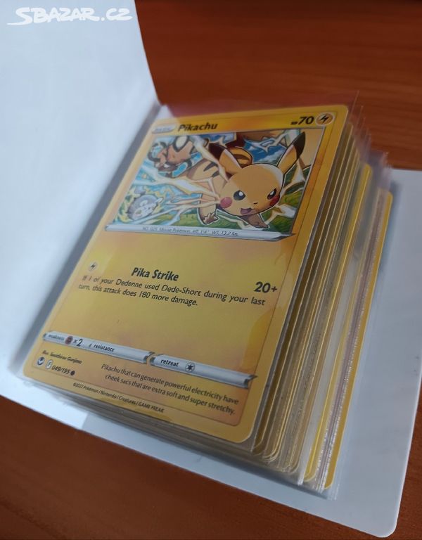 Album náhodných Pokémon karet