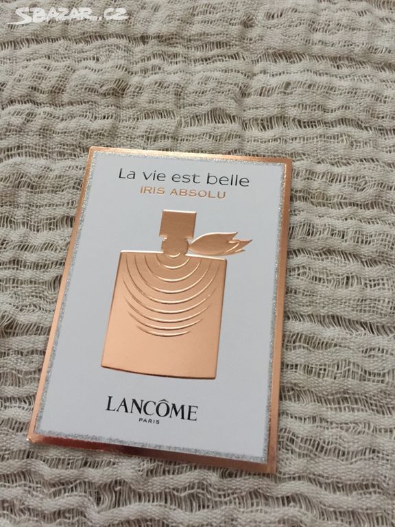 Kartička La vie est belle Iris Absolu Lancôme