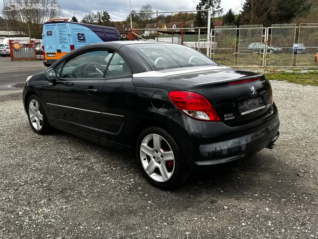 Peugeot 207 CC 1.6i,r.v.2011,serviska, STK - fotka 4