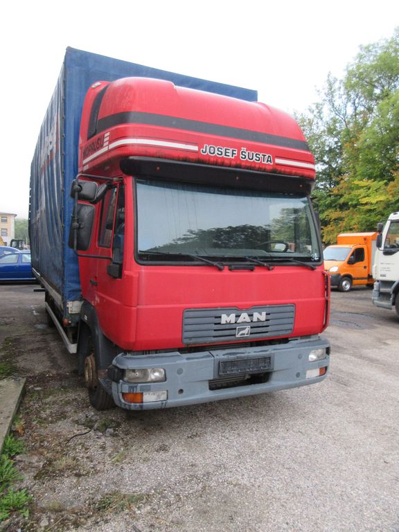 MAN L2000 8.180 KABINA