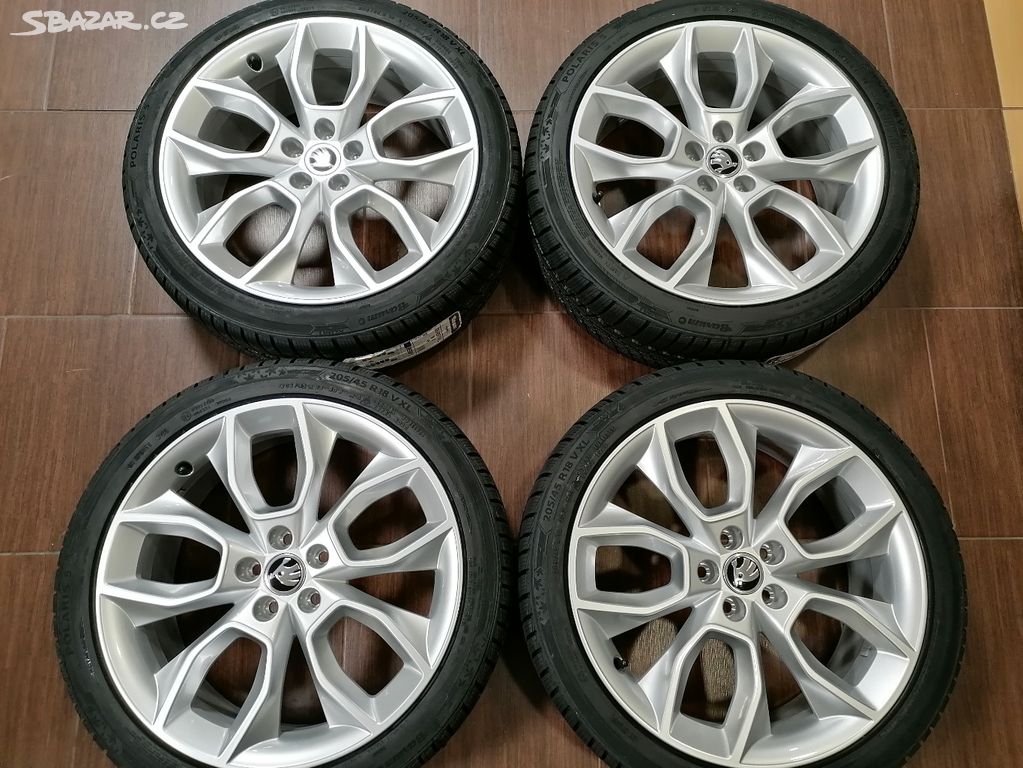 Nová zimní sada orig. Škoda Scala 205/45 R18 Barum