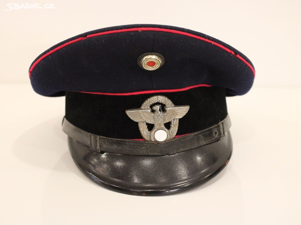 Stará čepice - Policie Požární Ochrany ( WW2 )